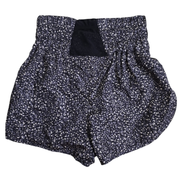 Free People Movement The Way Home Shorts Black Leopard Print Medium High Rise - Picture 3 of 4